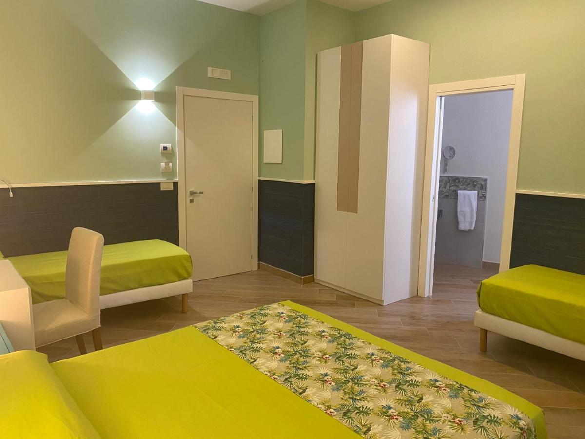 Porto Di Mare B&B Джовинацо Екстериор снимка