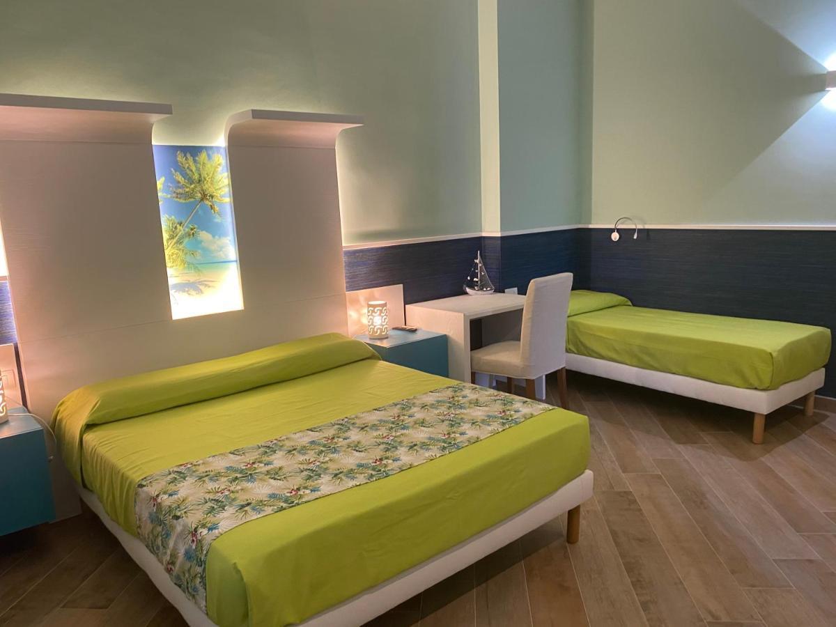 Porto Di Mare B&B Джовинацо Екстериор снимка