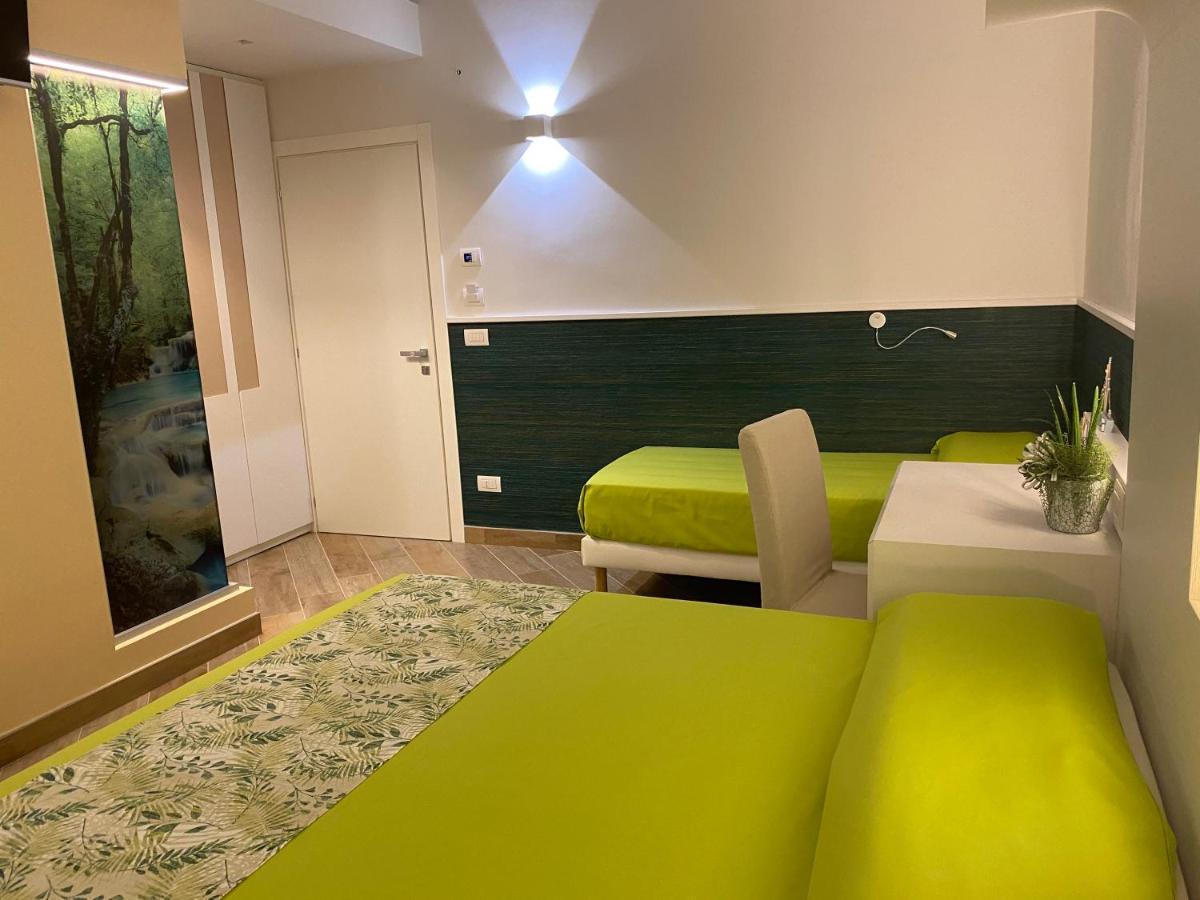 Porto Di Mare B&B Джовинацо Екстериор снимка